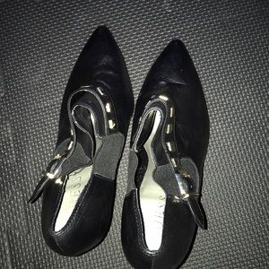 Excellent condition black boot